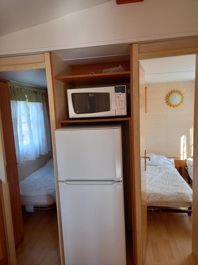 Mobilhome Nature Saint-Laurent-sur-Mer Exterior foto